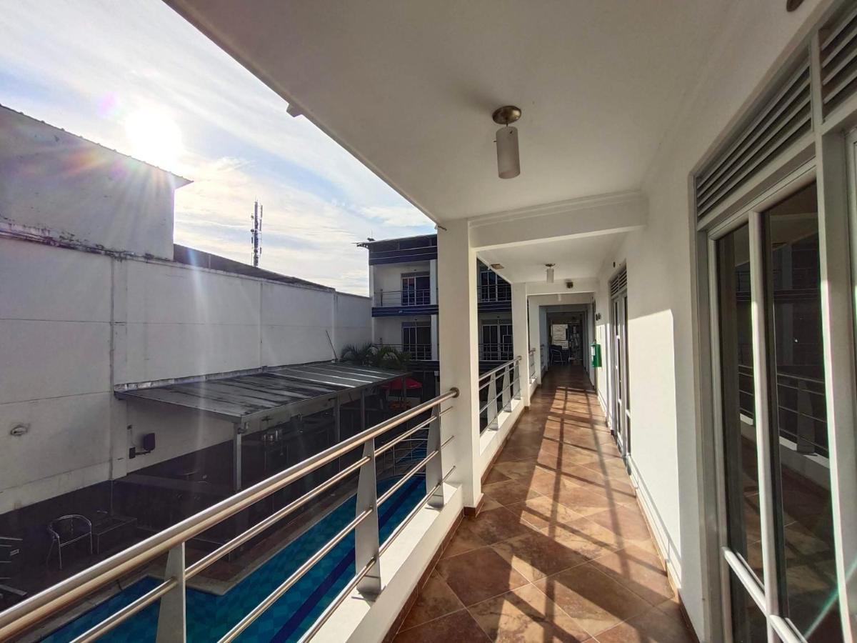 Confort Plaza Hotel Villavicencio Esterno foto