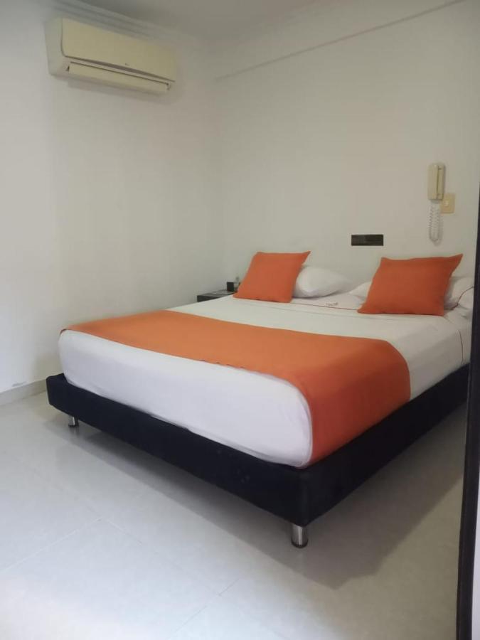 Confort Plaza Hotel Villavicencio Esterno foto
