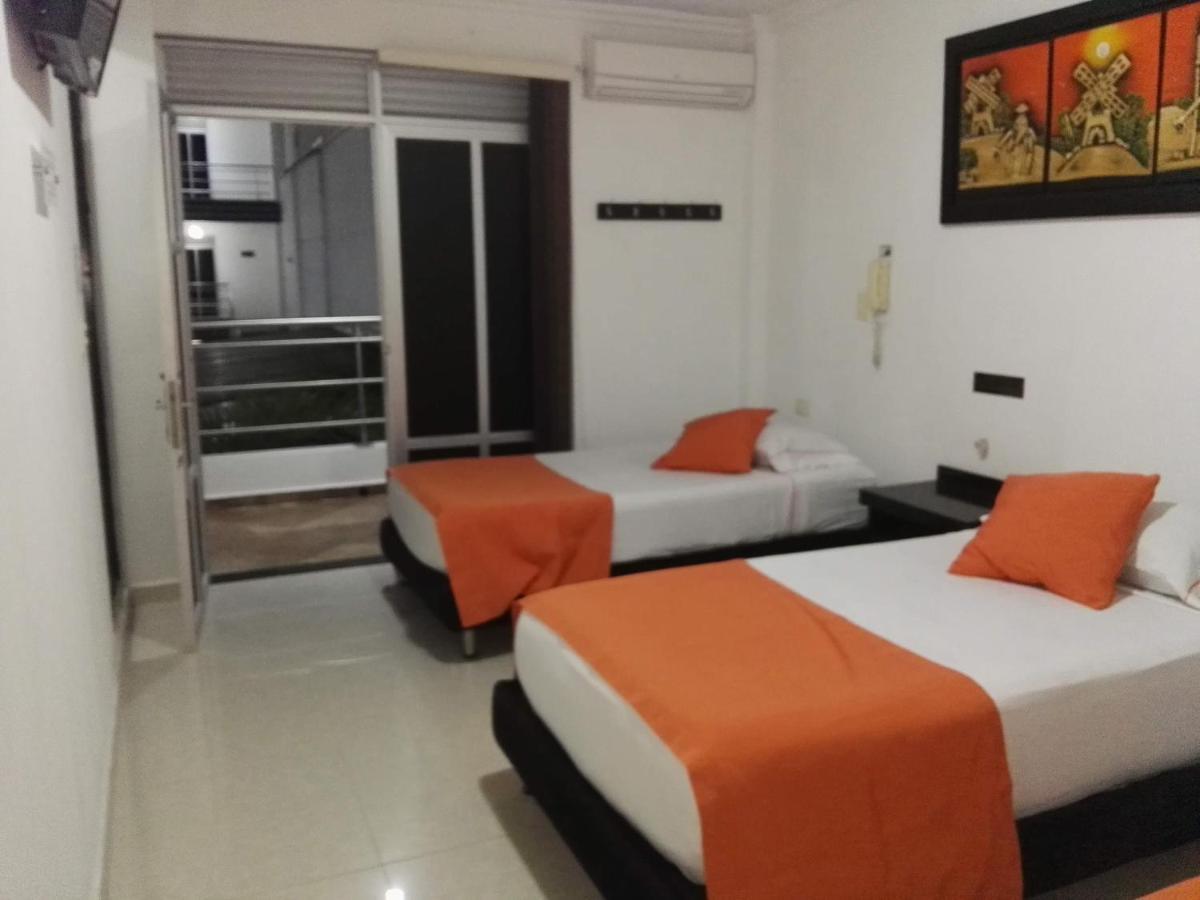 Confort Plaza Hotel Villavicencio Esterno foto