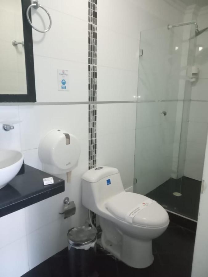 Confort Plaza Hotel Villavicencio Esterno foto